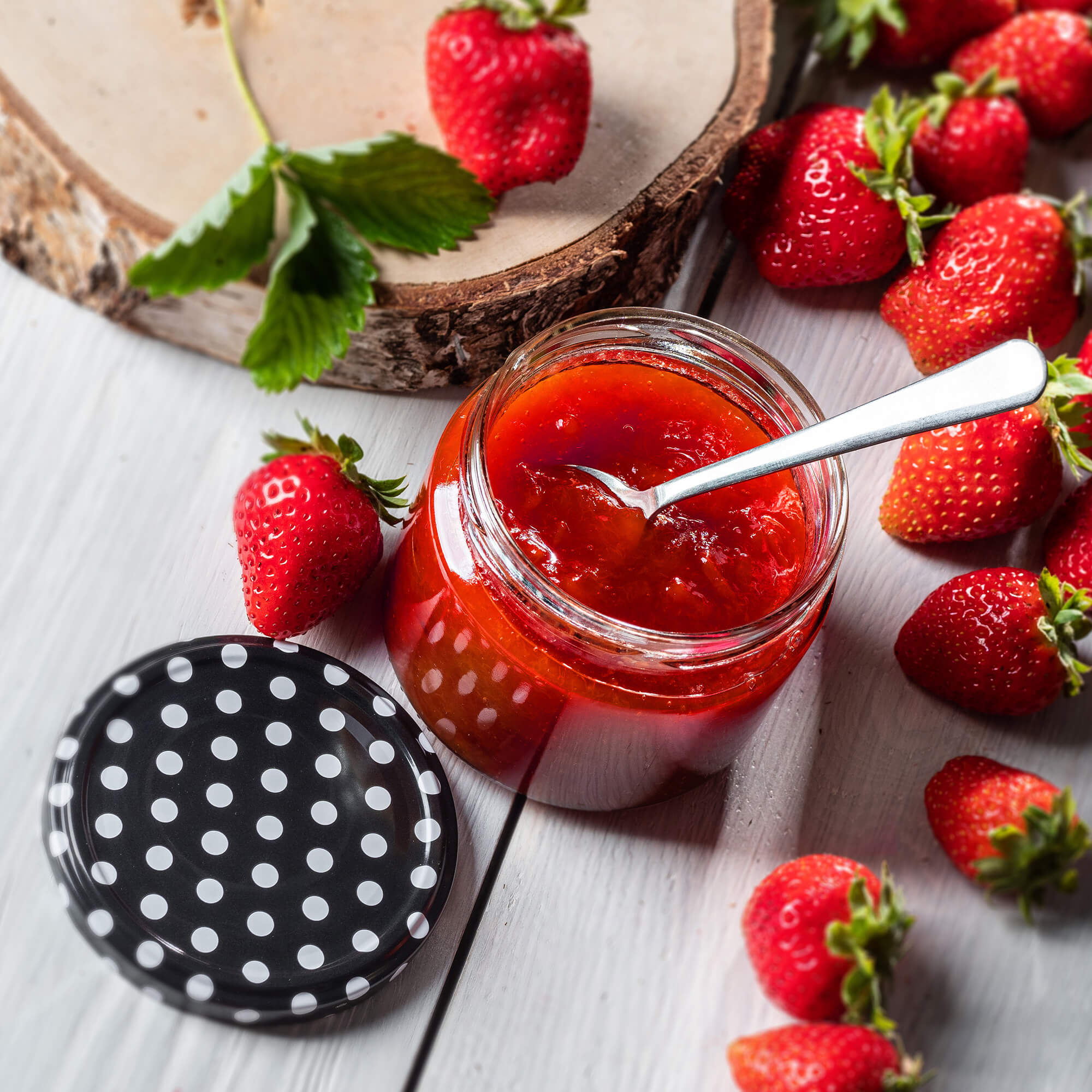 Słoiki na przetwory Sonka 330ml 50szt fi 82 mm + wieczka "Koty"