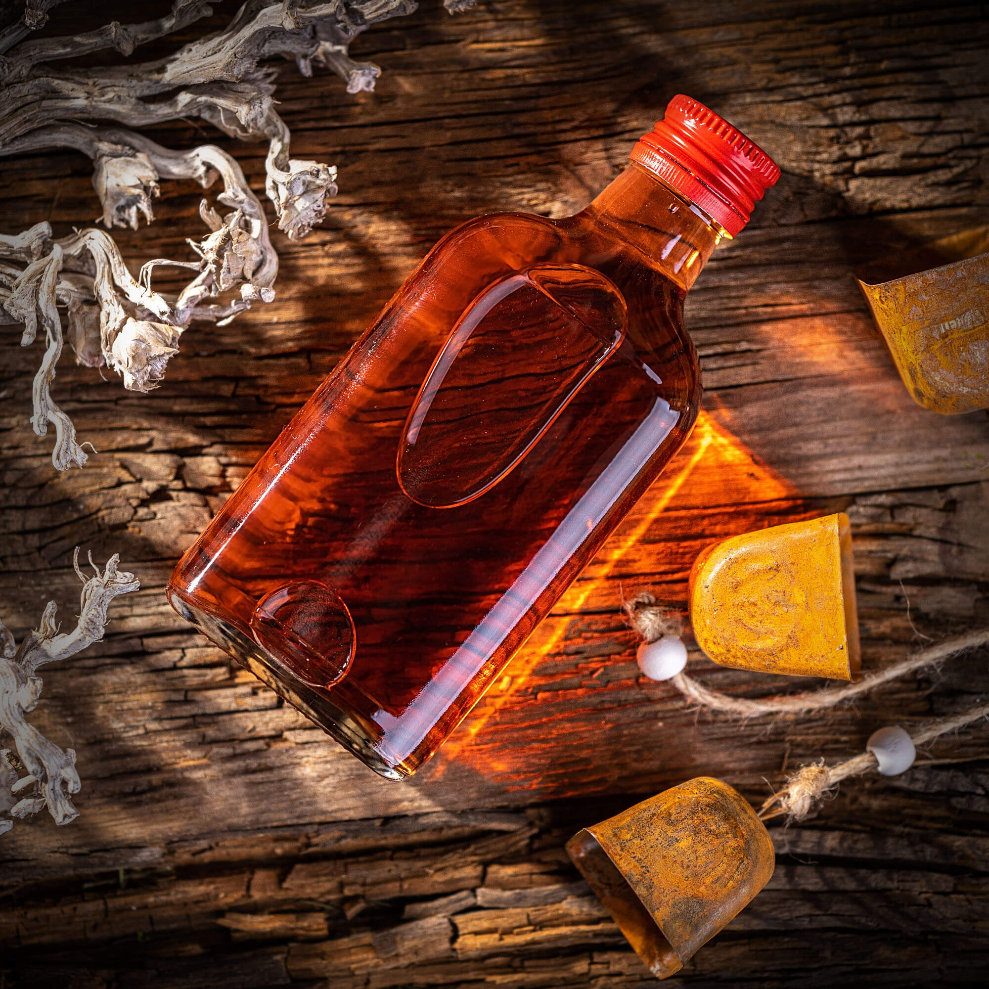 Butelka piersiówka Viane 200ml z czerwoną zakrętką 50 szt.