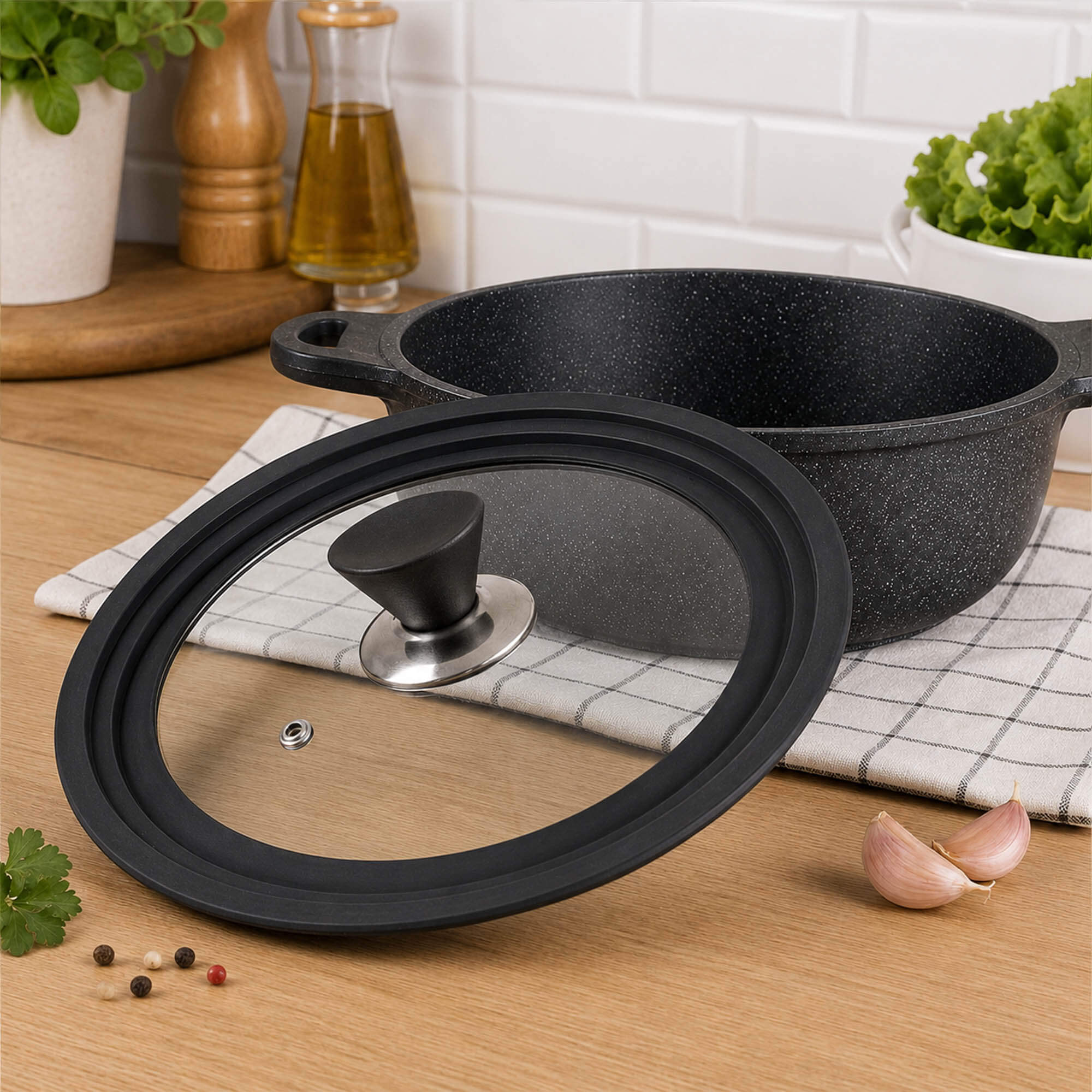 Pokrywa szklana multisize Aiola na garnek 20-24 cm z srebrno-czarnym uchwytem