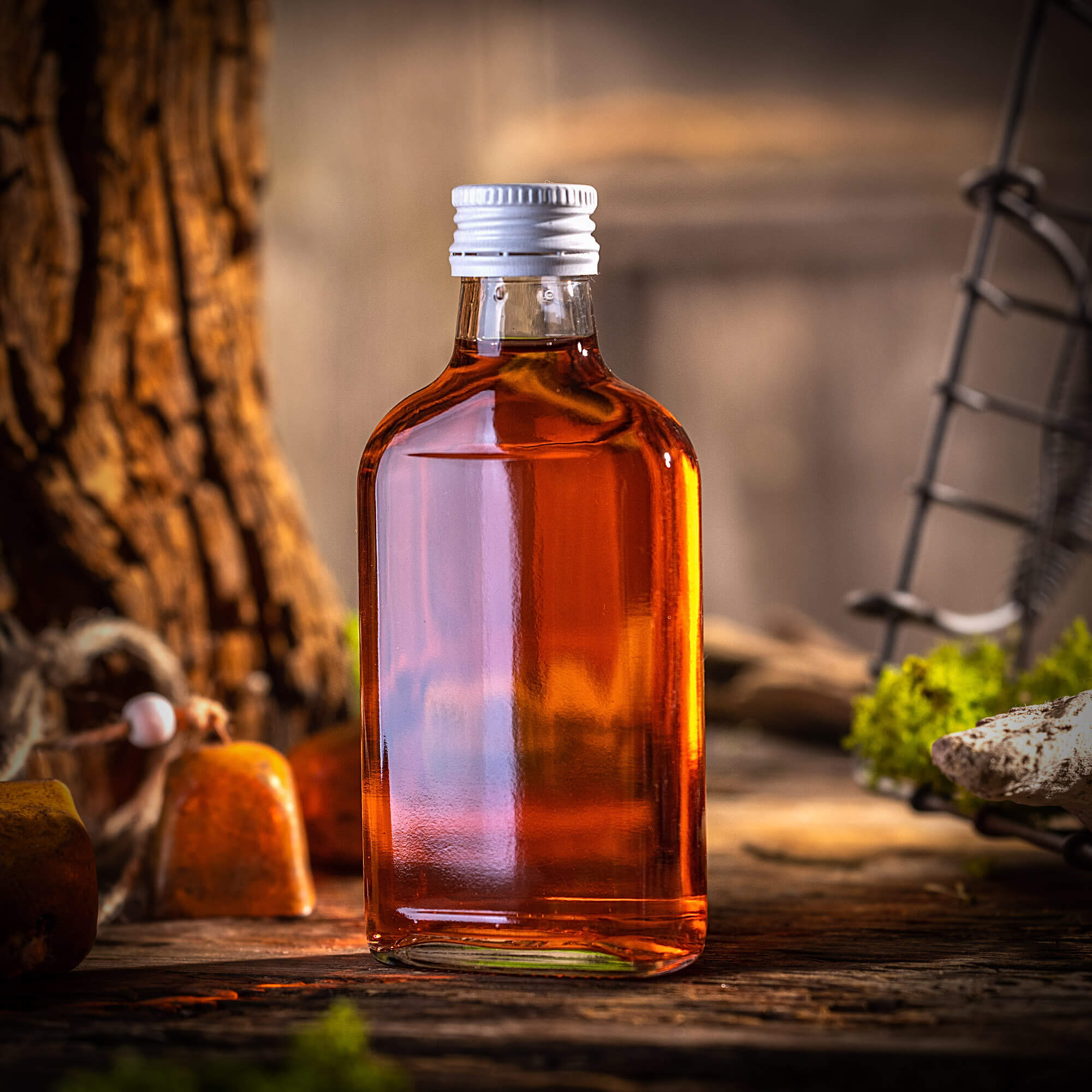 Butelka piersiówka Viane 200ml z białą zakrętką 50 szt.