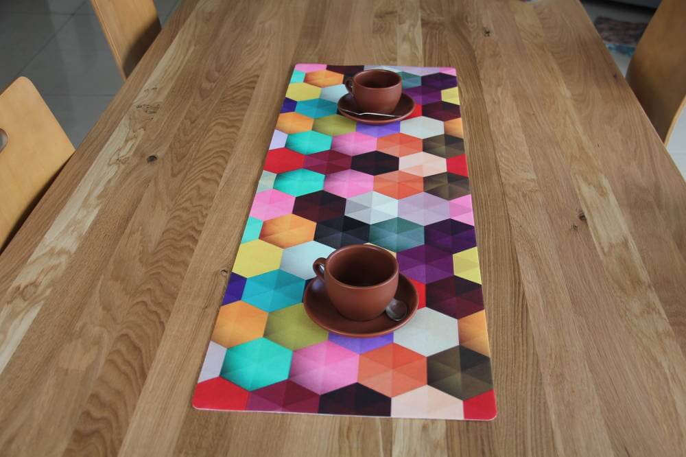 Bieżnik na stół Agello 94 x 32 cm, geometryczny