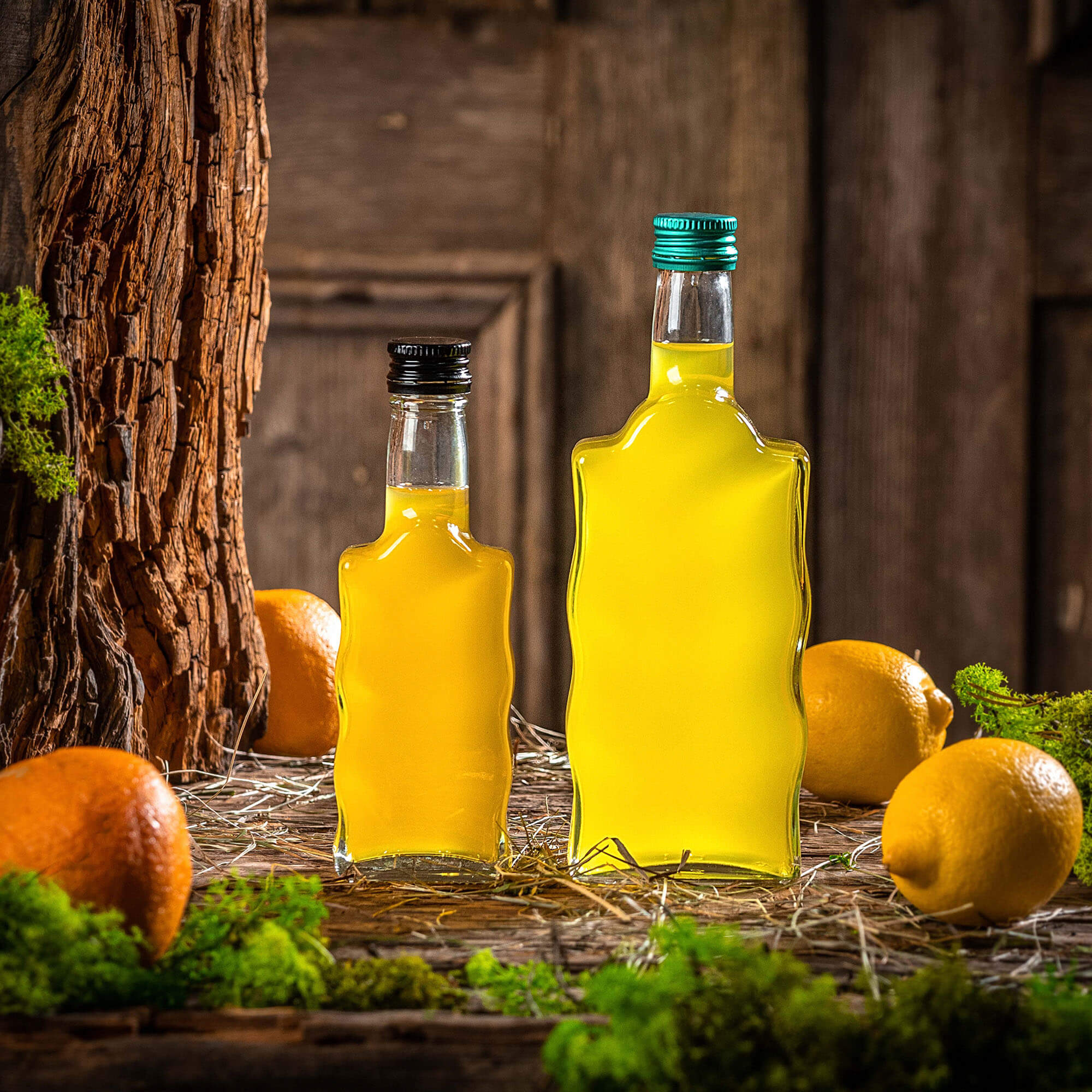 Szklana butelka na nalewkę Fala 200ml z czerwoną zakrętką 50 szt.