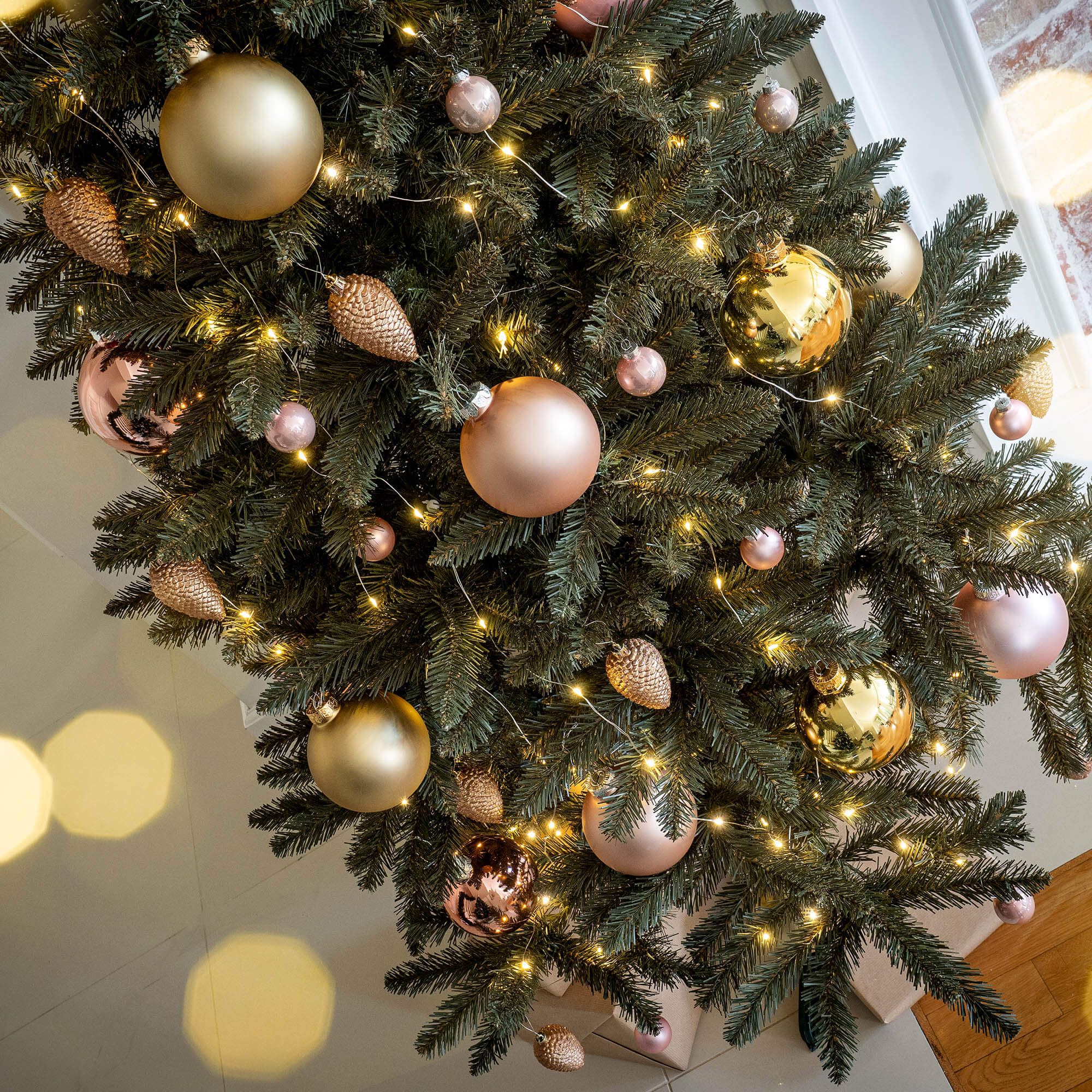 Choinka sztuczna Marou świerk kaukaski 220 cm