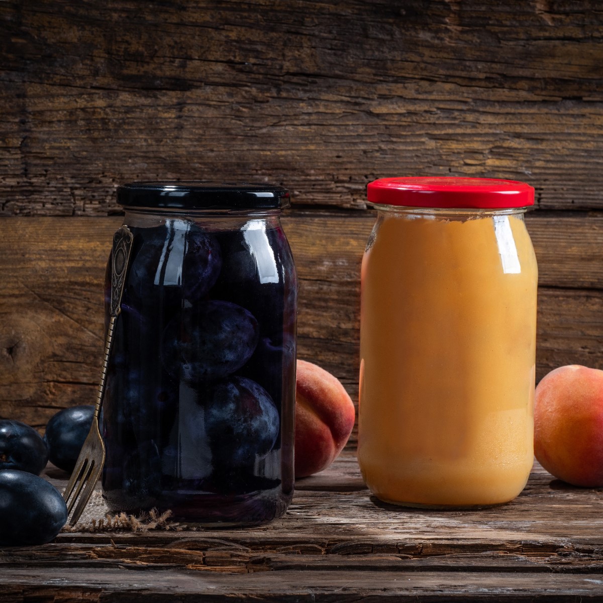 Słoiki na przetwory Simo 900ml 8szt fi 82 mm + wieczka "Pszczoły"