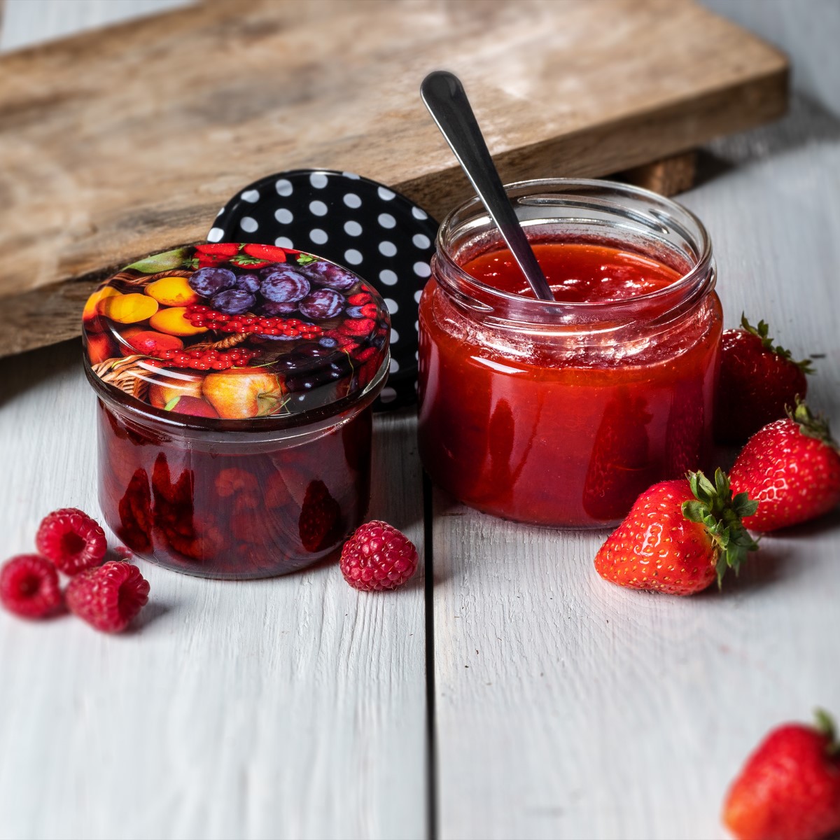 Słoiki na przetwory Tartu 235ml 20szt fi 82 mm + wieczka "Pszczoły"