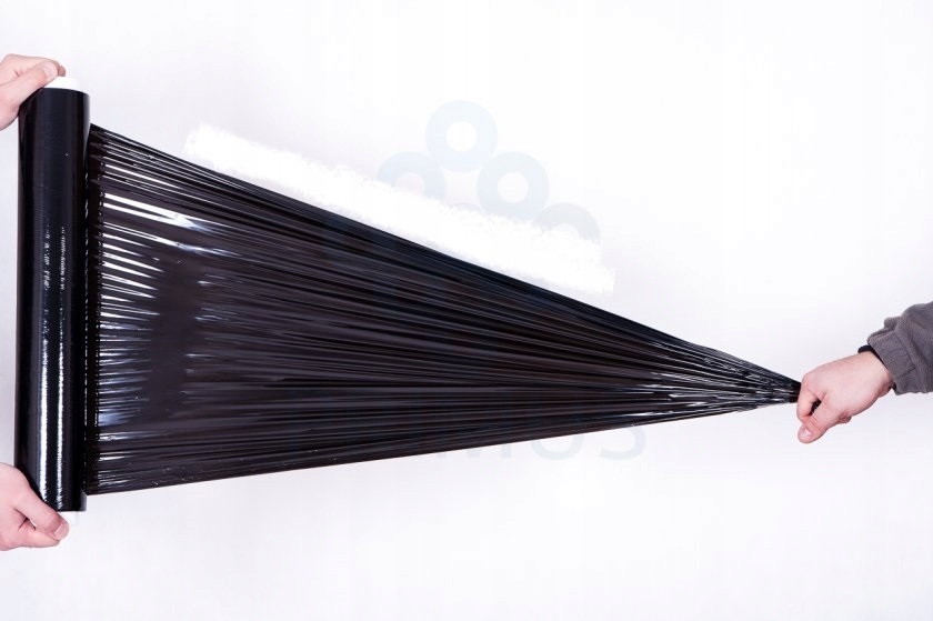 Folia stretch czarna 2,5 kg 300m