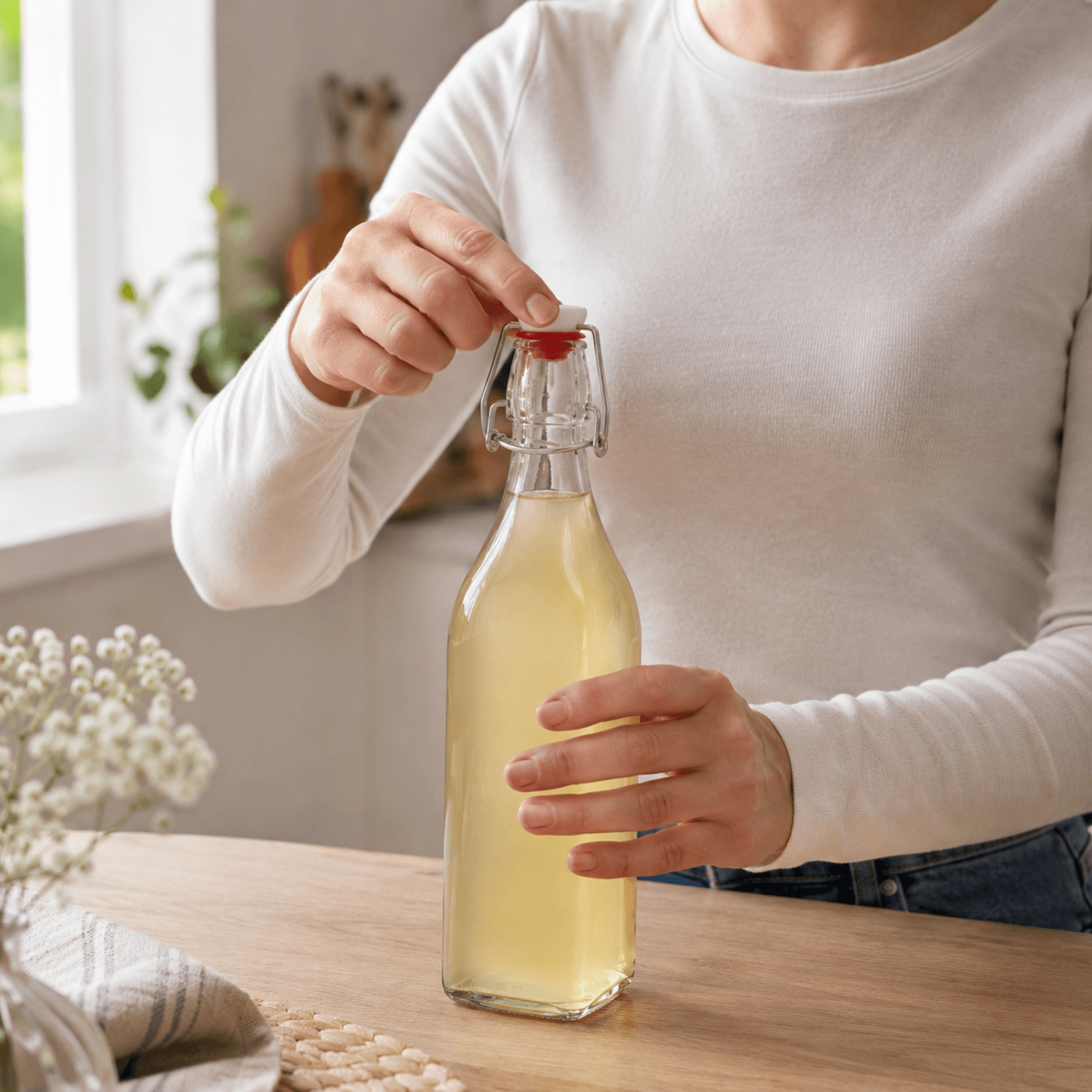 Szklana butelka z korkiem Tore 500 ml