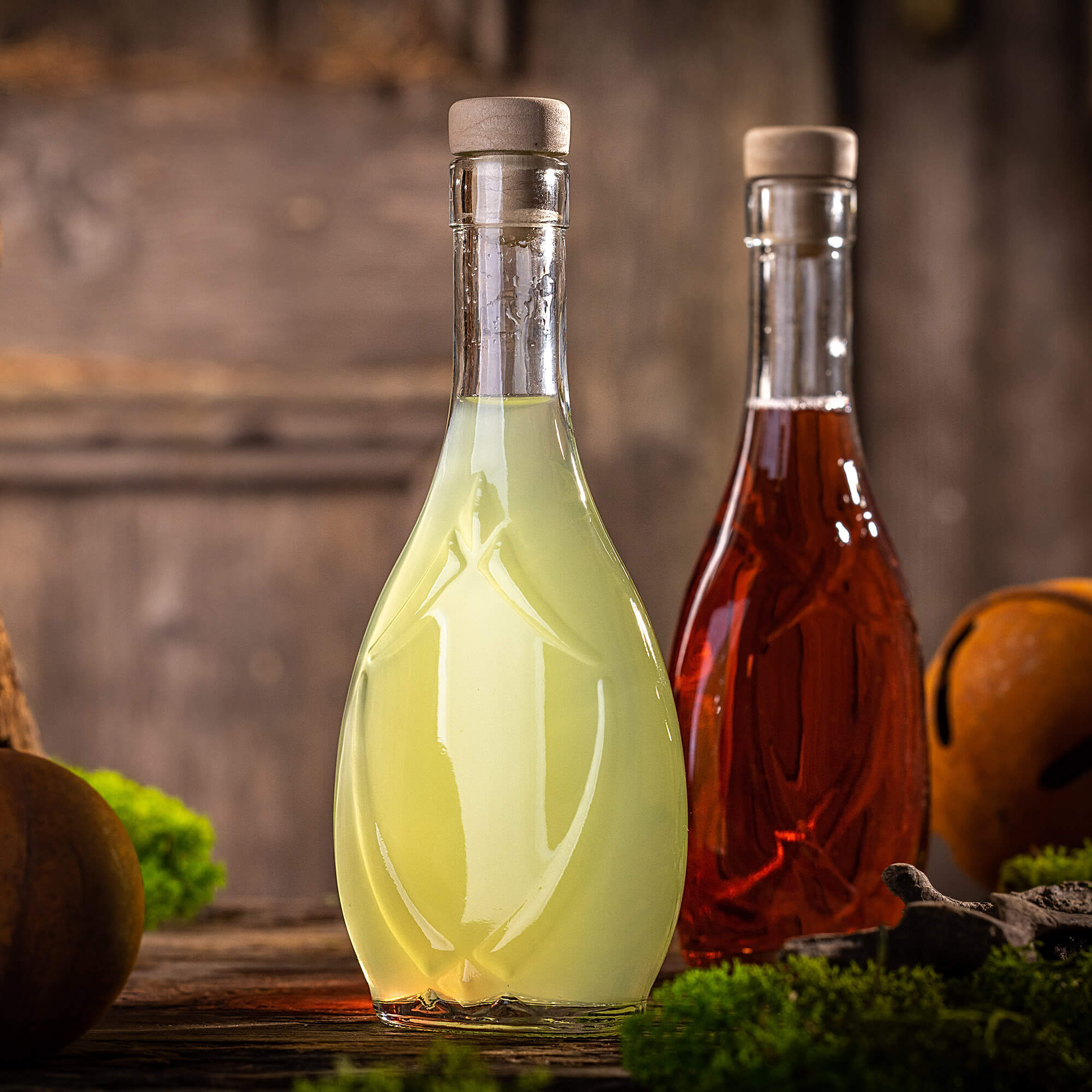 Szklana butelka na nalewkę Icona 250ml z korkiem syntetycznym 10 szt.