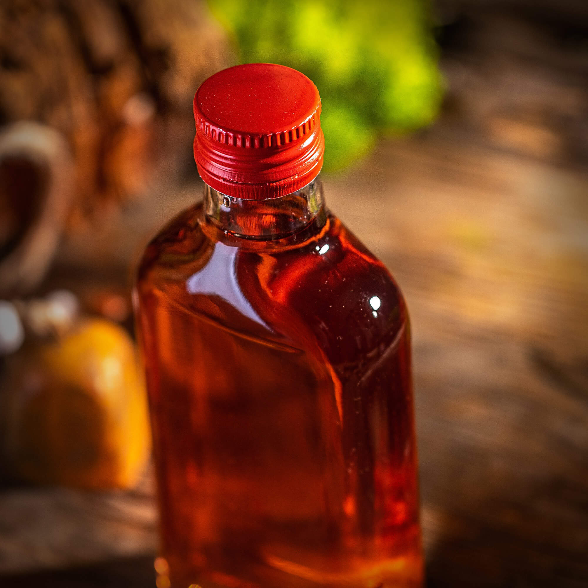 Butelka piersiówka Viane 200ml z czerwoną zakrętką 50 szt.