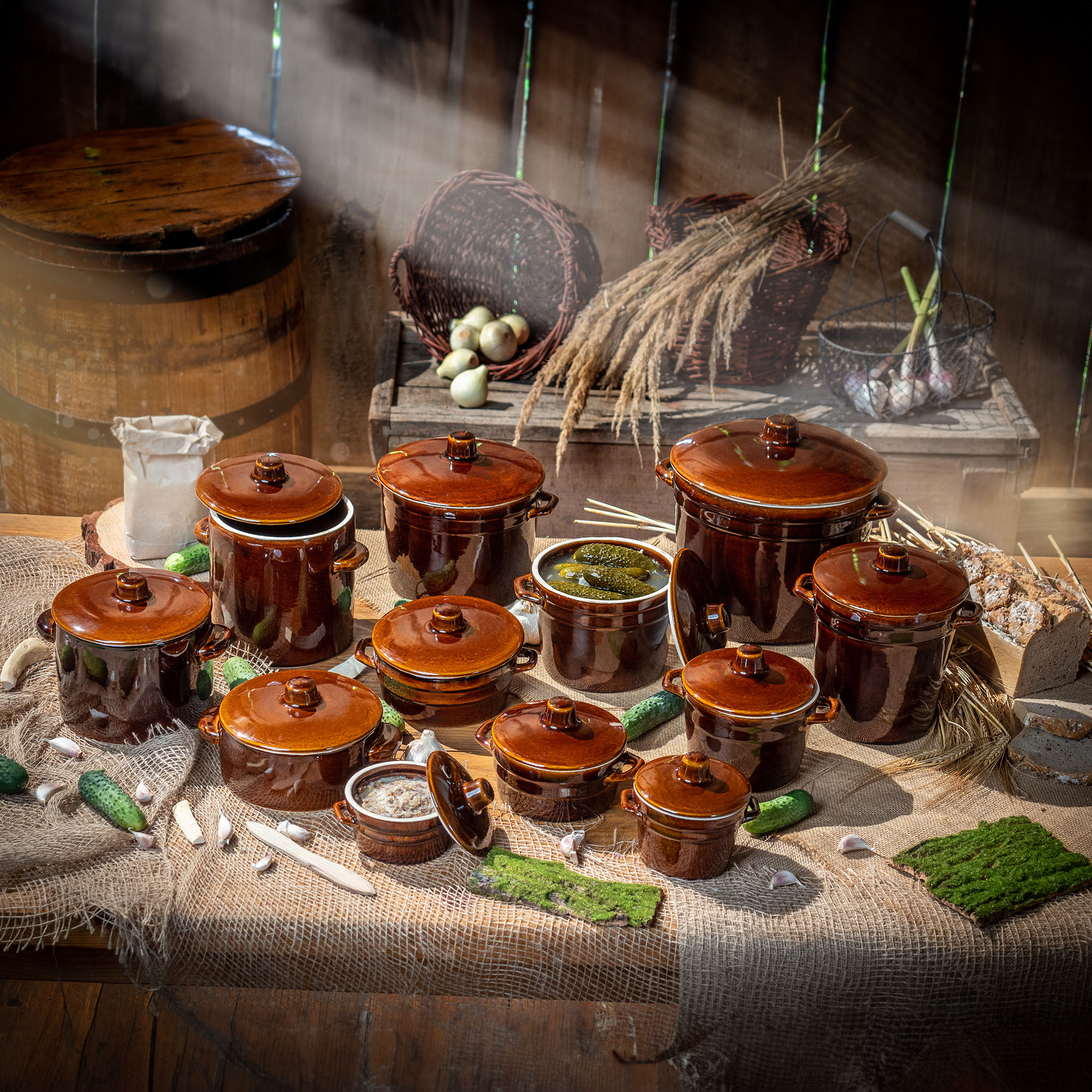 Garnek kamionkowy Athena 1.5L 17cm z pokrywką