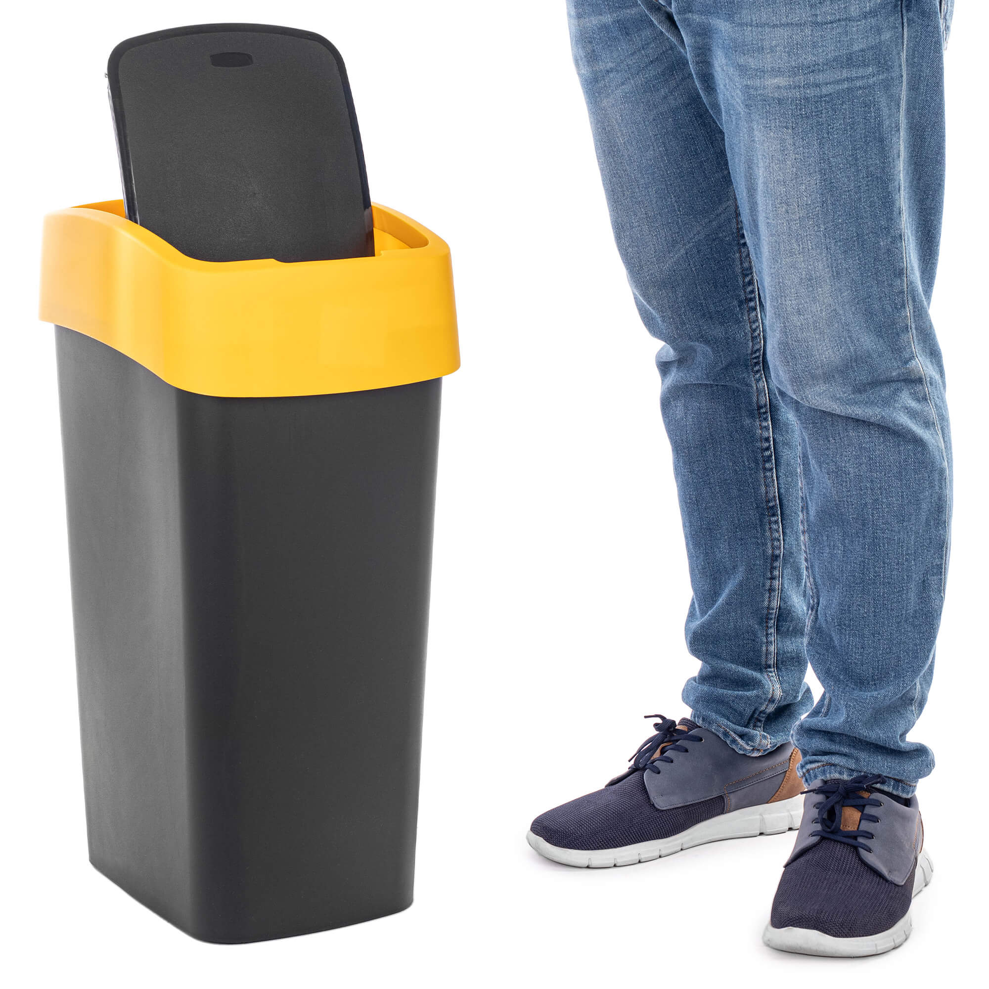 Kosz na śmieci Curver Flip Bin 45L czarno-żółty