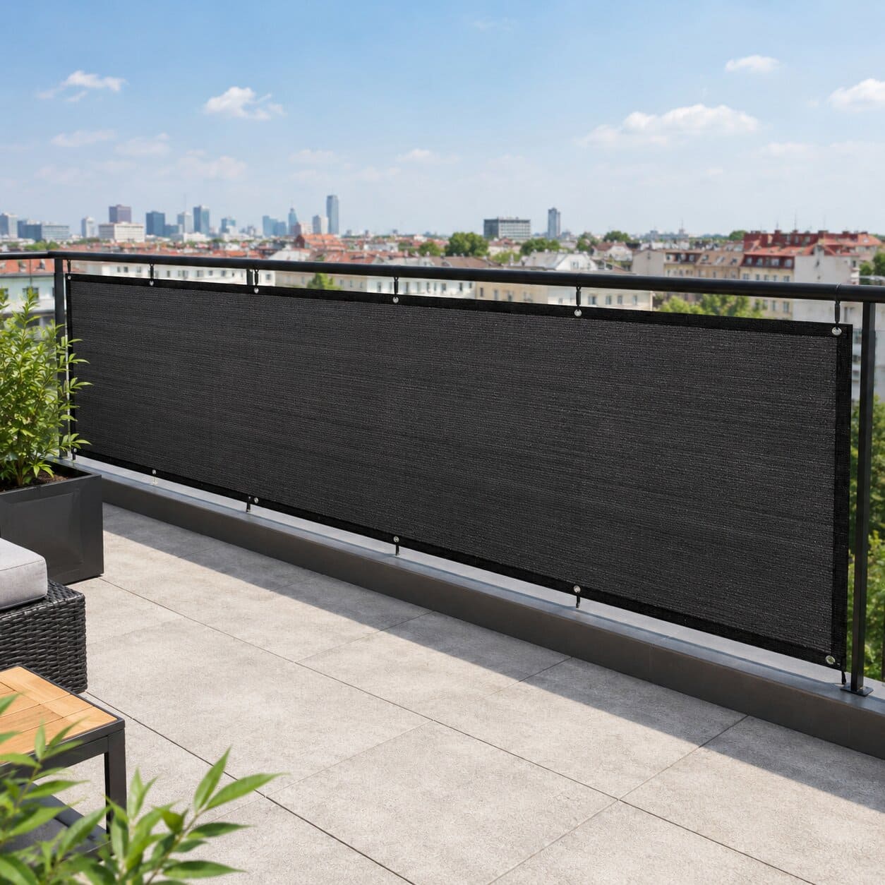 Osłona balkonowa Thus 0.95 x 4.75 m PE 180 g/m² czarna