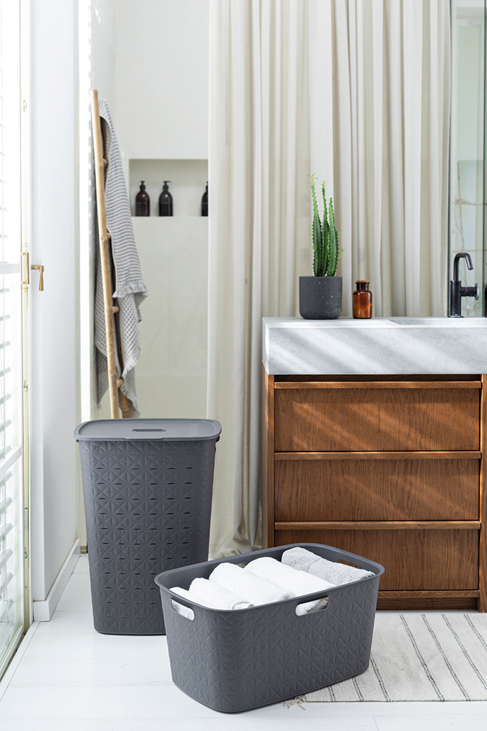 Kosz na bieliznę Curver Softex 56L szary
