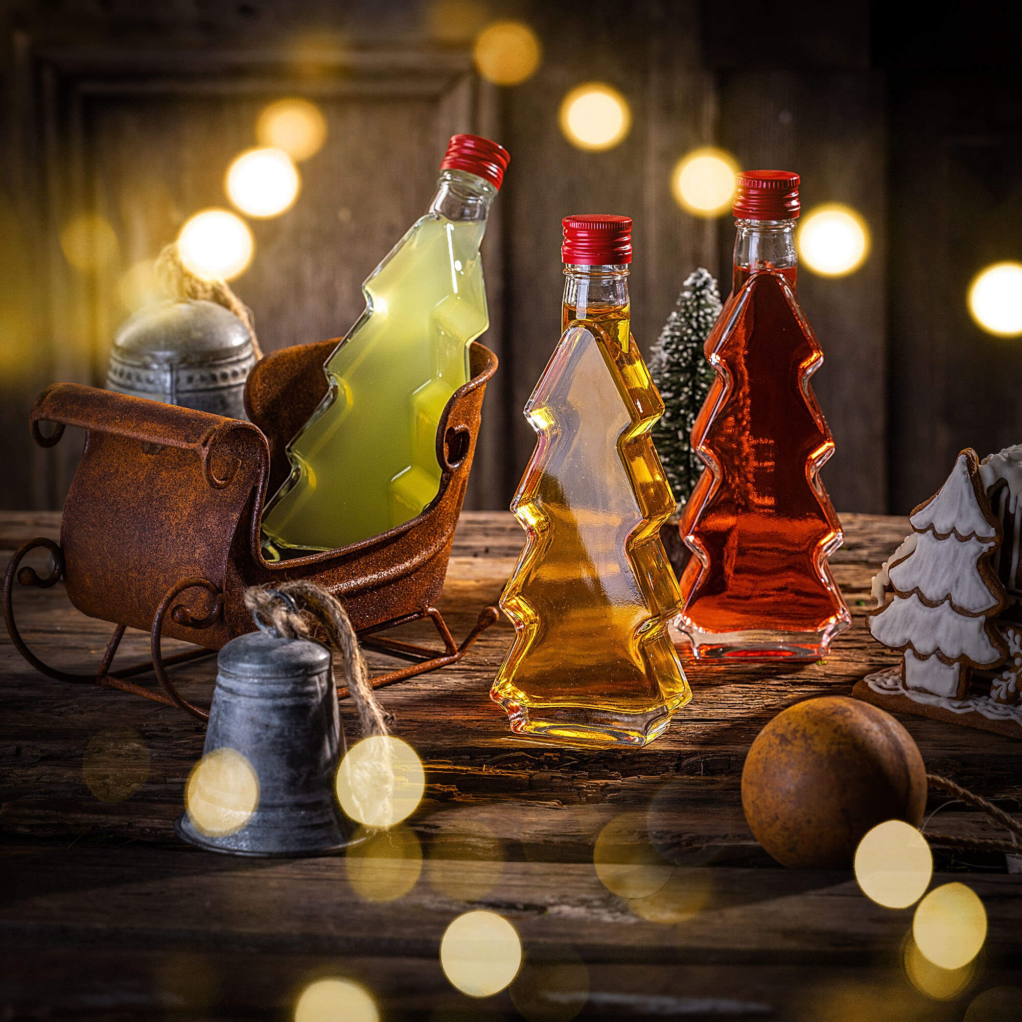 Szklana butelka choinka Enna 200ml z czerwoną zakrętką 10 szt.