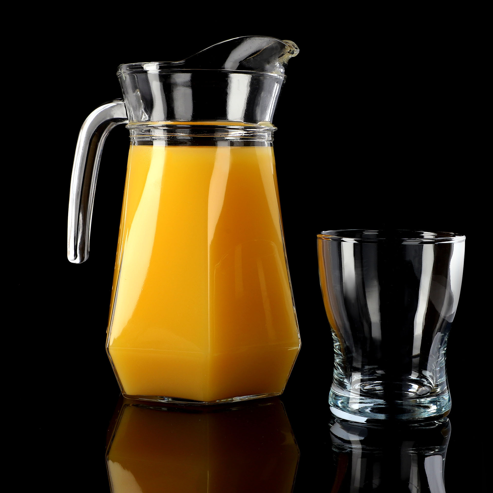 Dzbanek do soku i zimnych napojów 1.2L
