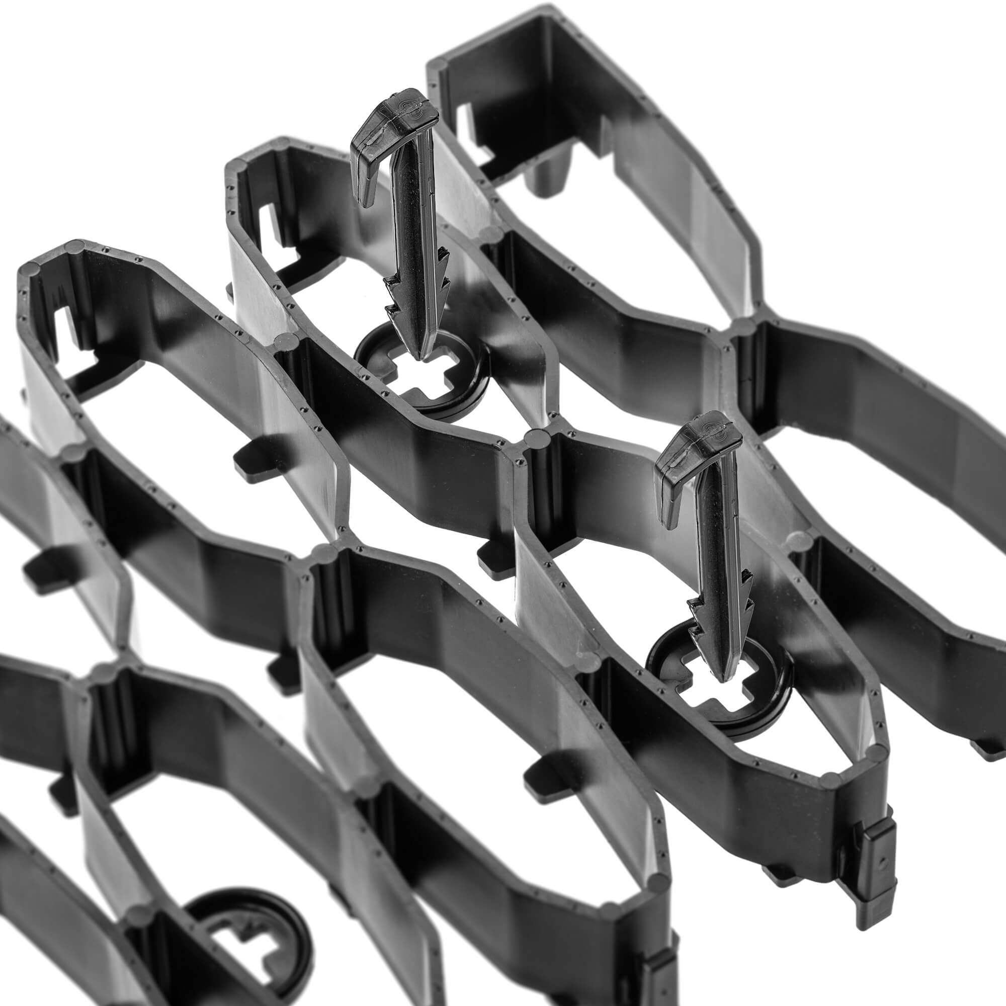Kratka trawnikowa Montaron pod roboty koszące 47 x 20 cm czarna 10 szt.