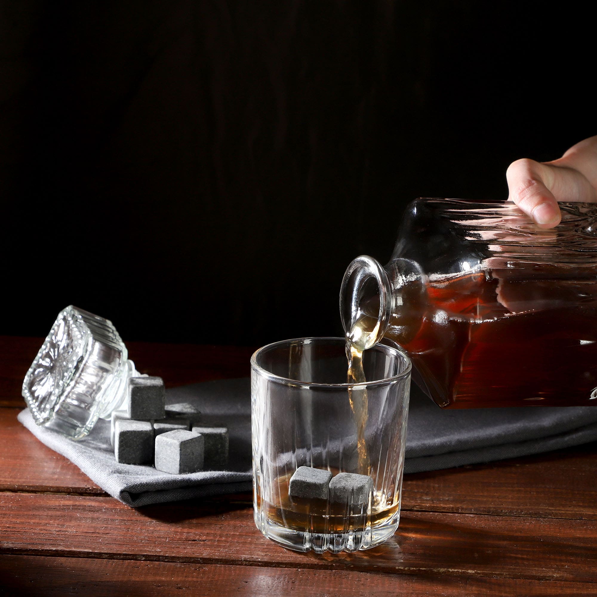 Kamienie do whisky Bottai 9 szt. + woreczek